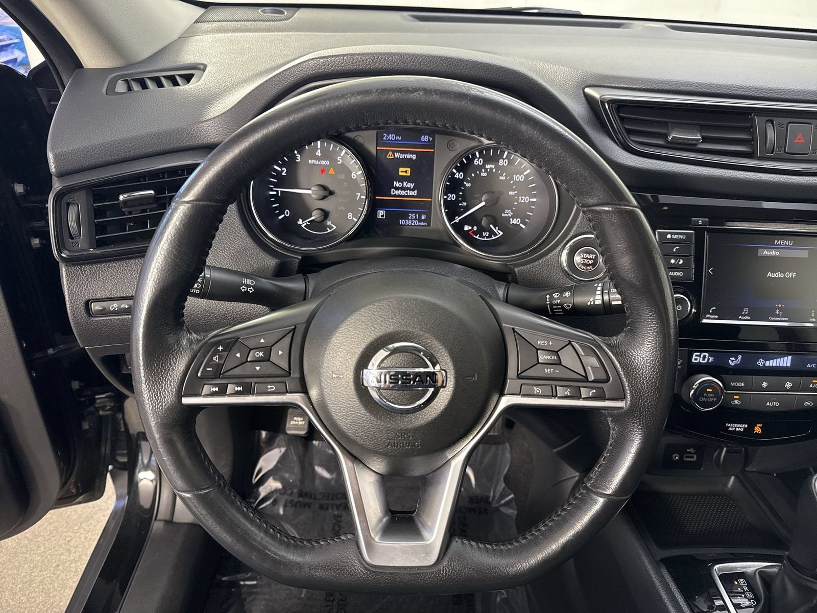 Used 2018 Nissan Rogue SV AWD/4WD image 11