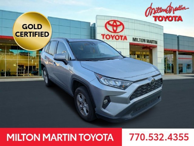 Certified 2021 Toyota RAV4 XLE w/ Convenience Package FWD image 1