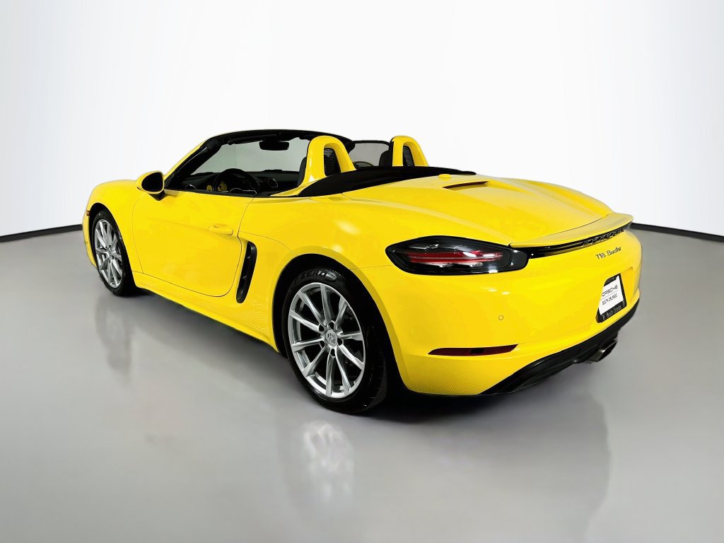 Used 2018 Porsche 718 Boxster RWD image 33