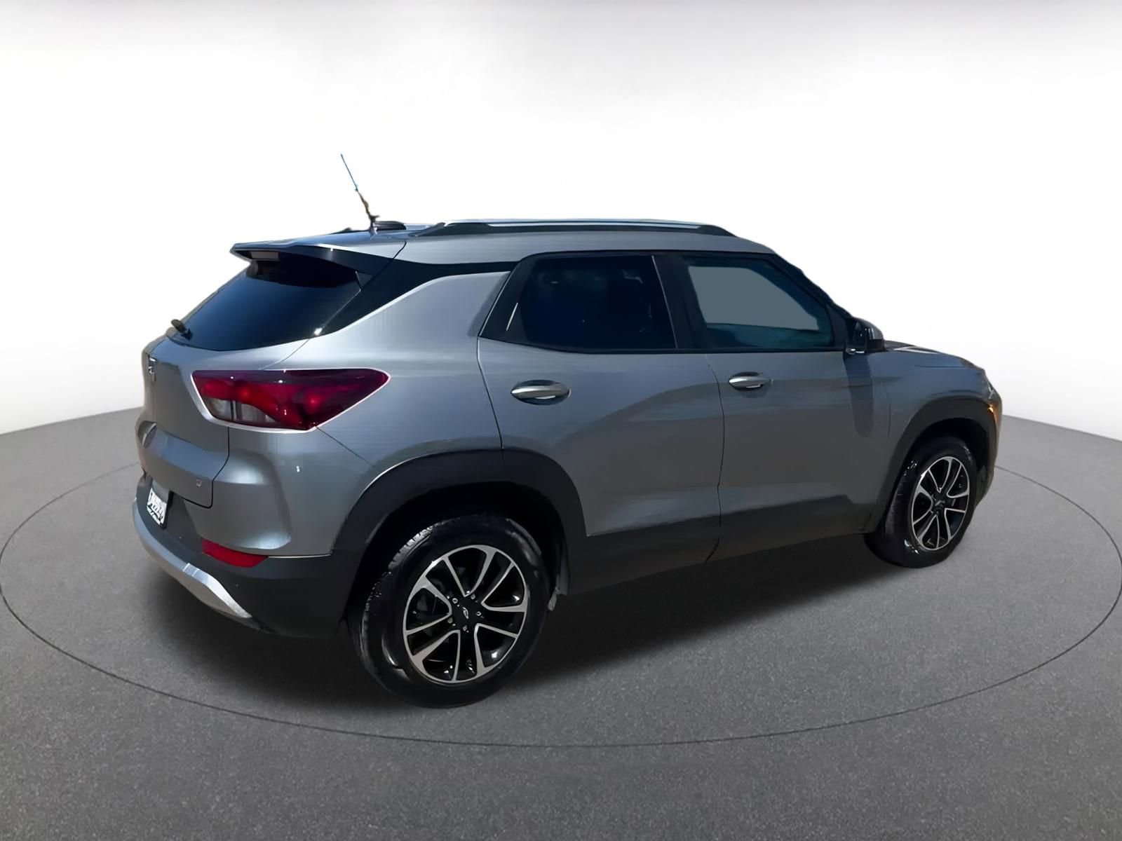 Used 2024 Chevrolet TrailBlazer LT w/ Driver Confidence Package image 15