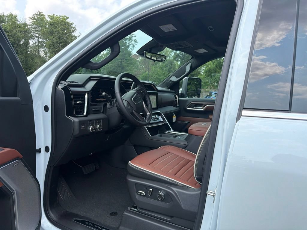 New 2026 GMC Sierra 2500 Denali Ultimate AWD/4WD image 11