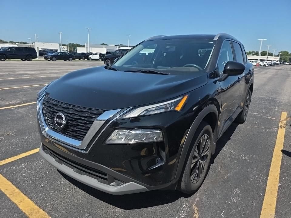 Certified 2023 Nissan Rogue SV w/ SV Premium B Package AWD/4WD image 3