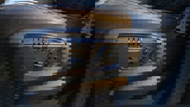 Used 2018 BMW X5 sDrive35i w/ M Sport Package image 29