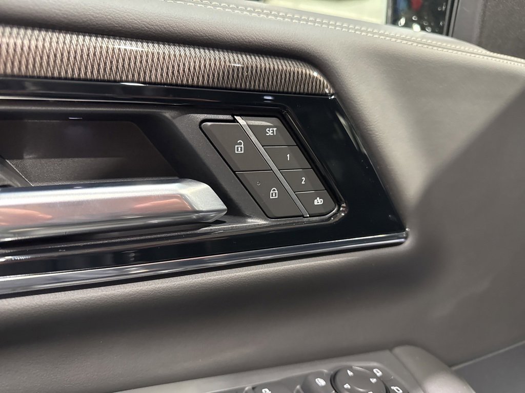 New 2026 GMC Yukon Elevation w/ Elevation Premium Package image 17