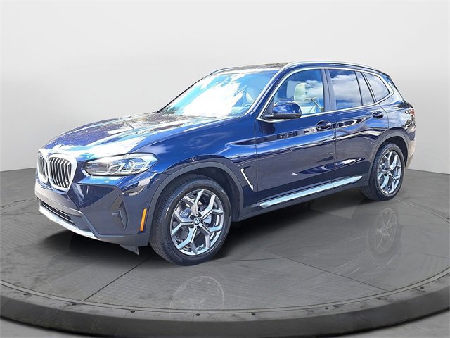 Used 2023 BMW X3 xDrive30i w/ Premium Package image 3