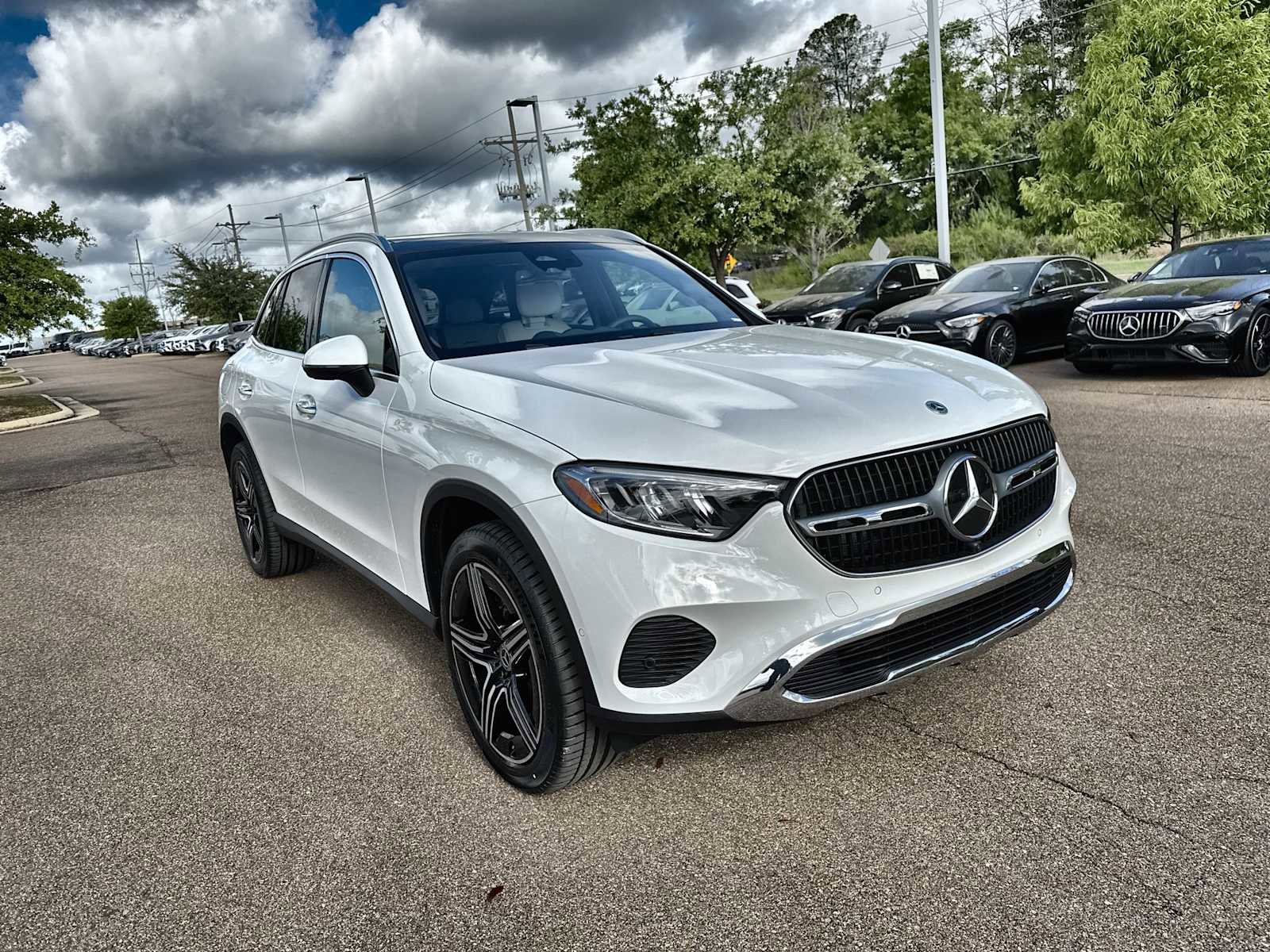 New 2026 Mercedes-Benz GLC 300 image 11