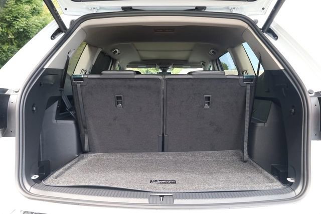 New 2026 Volkswagen Atlas SEL image 7