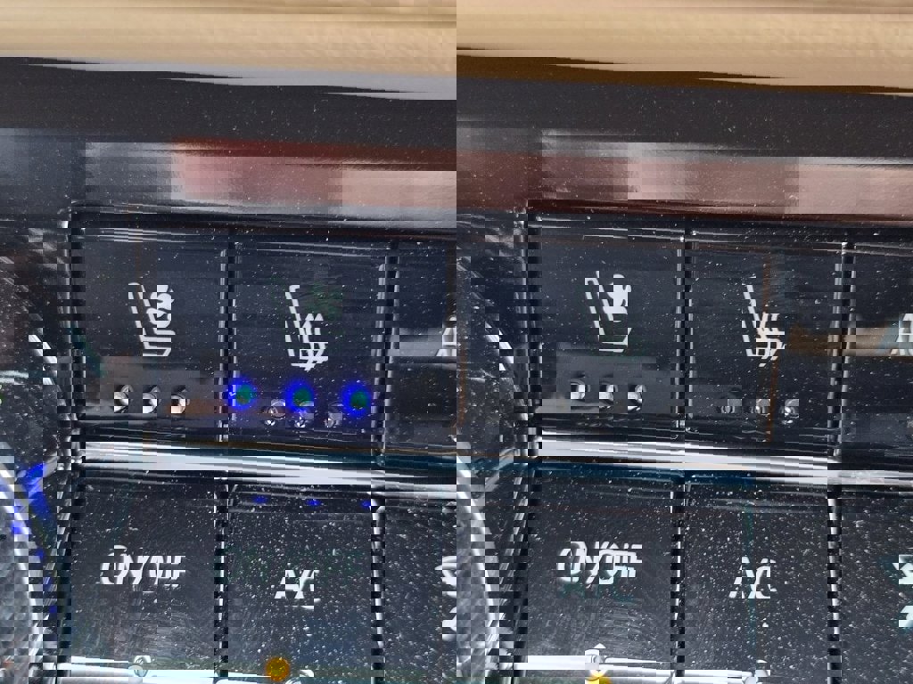 New 2026 Chevrolet Equinox ACTIV w/ Convenience Package III image 4