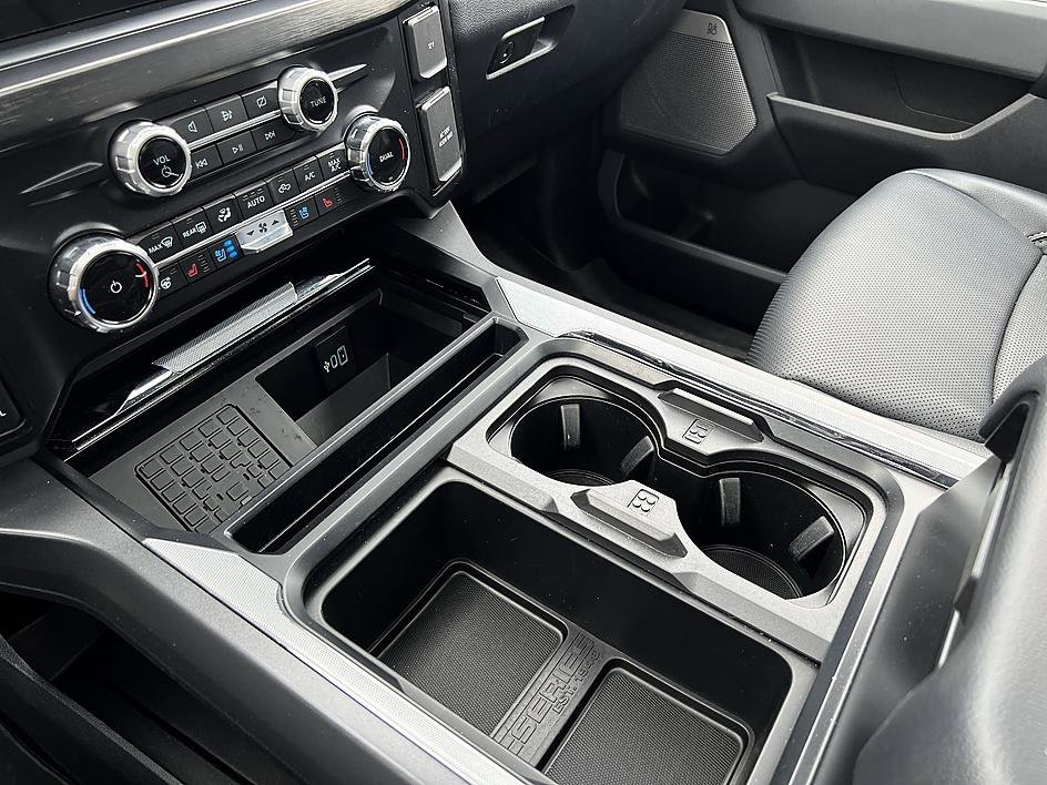 Used 2024 Ford F250 Lariat w/ Lariat Ultimate Package image 19