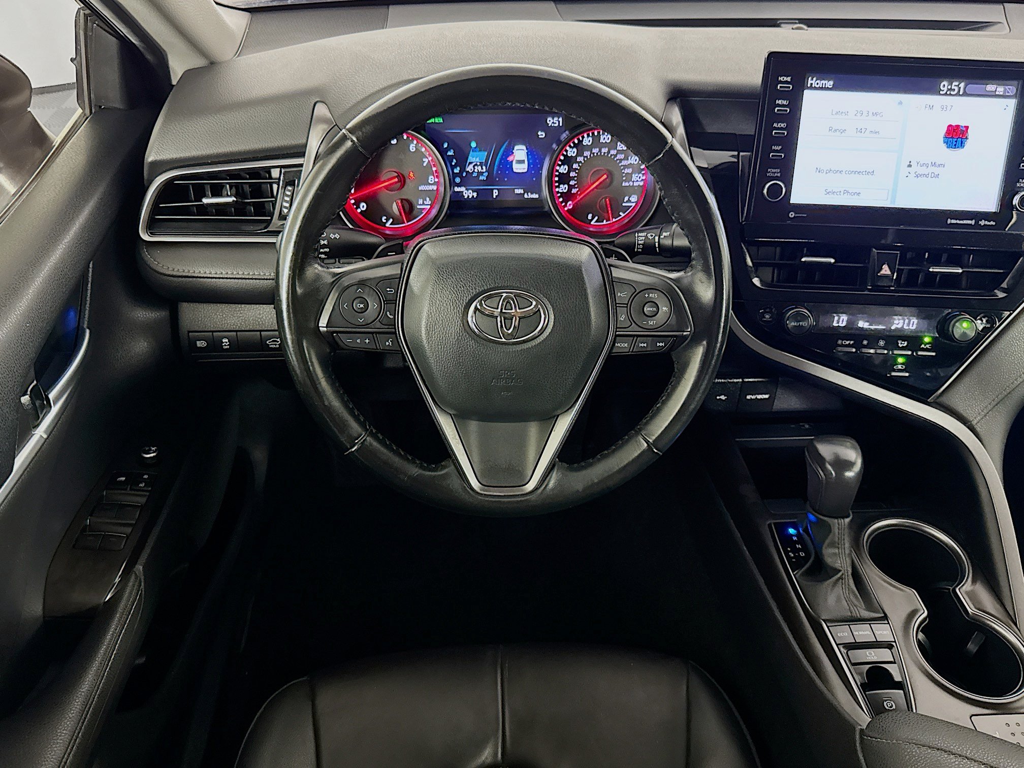 Used 2023 Toyota Camry XSE FWD image 15
