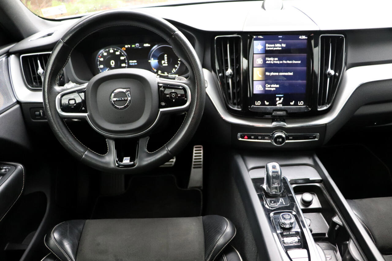 Used 2018 Volvo XC60 T8 R-Design w/ Convenience Package image 16