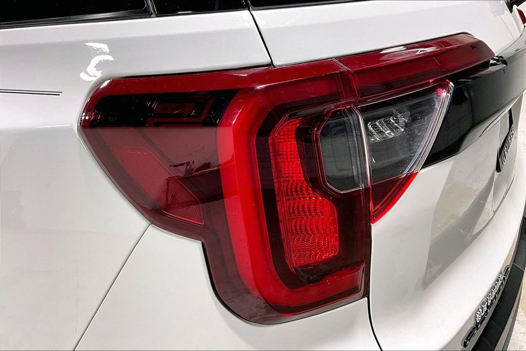 Used 2021 GMC Acadia SLT w/ Elevation Edition image 38