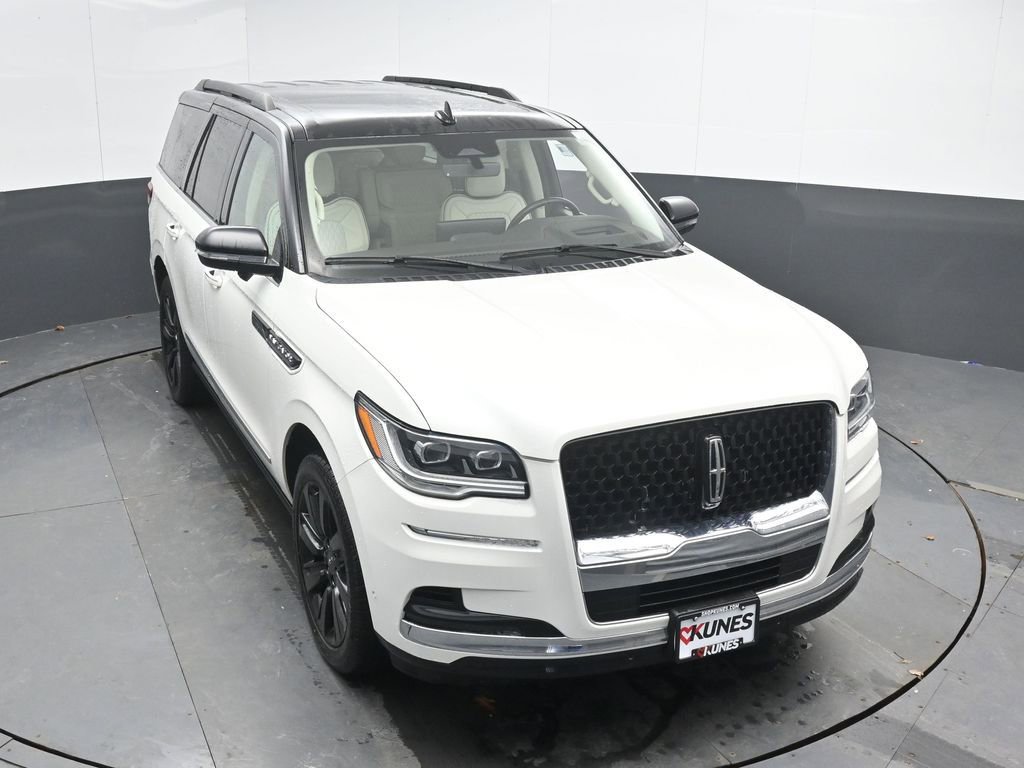 Used 2022 Lincoln Navigator Black Label image 40