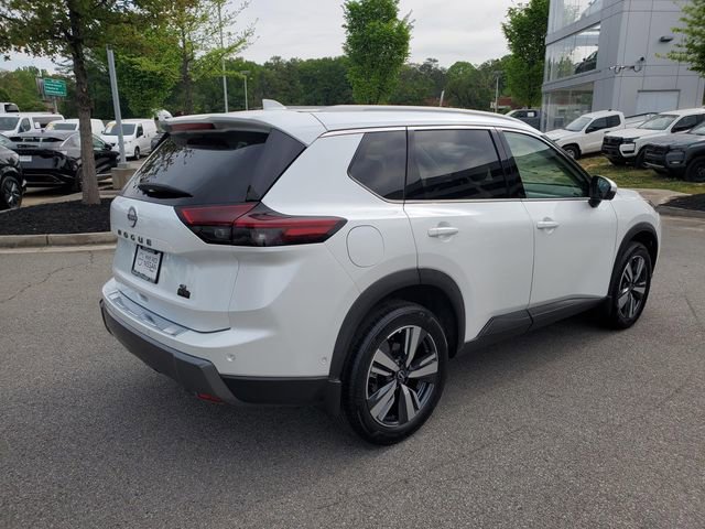 Certified 2024 Nissan Rogue SL w/ SL Premium Package FWD image 4