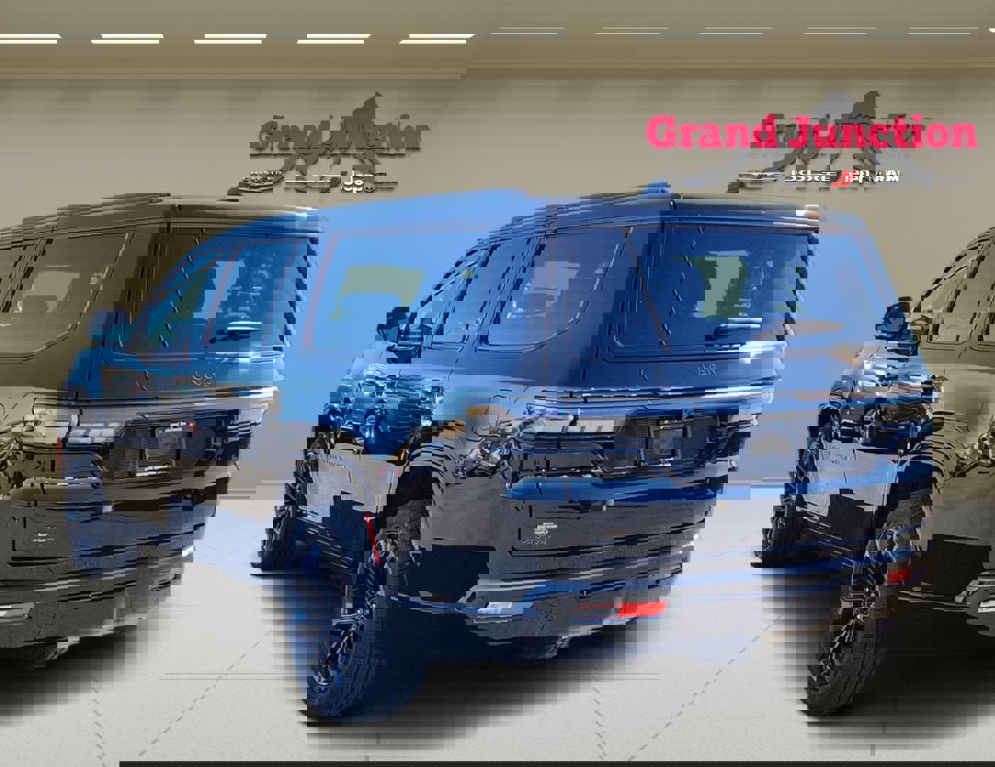 New 2026 Jeep Grand Wagoneer L Summit image 6