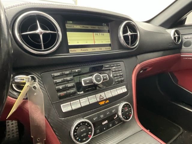 Used 2013 Mercedes-Benz SL 550 image 10