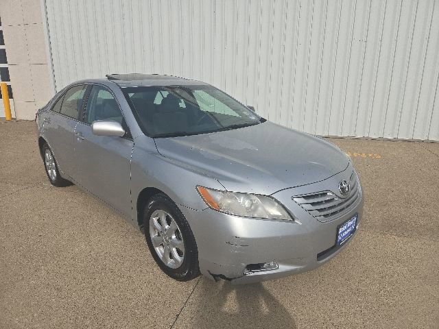 Used 2007 Toyota Camry LE FWD image 2