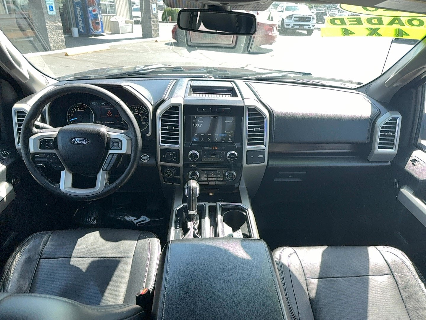 Used 2016 Ford F150 Lariat w/ Equipment Group 502A Luxury AWD/4WD image 10