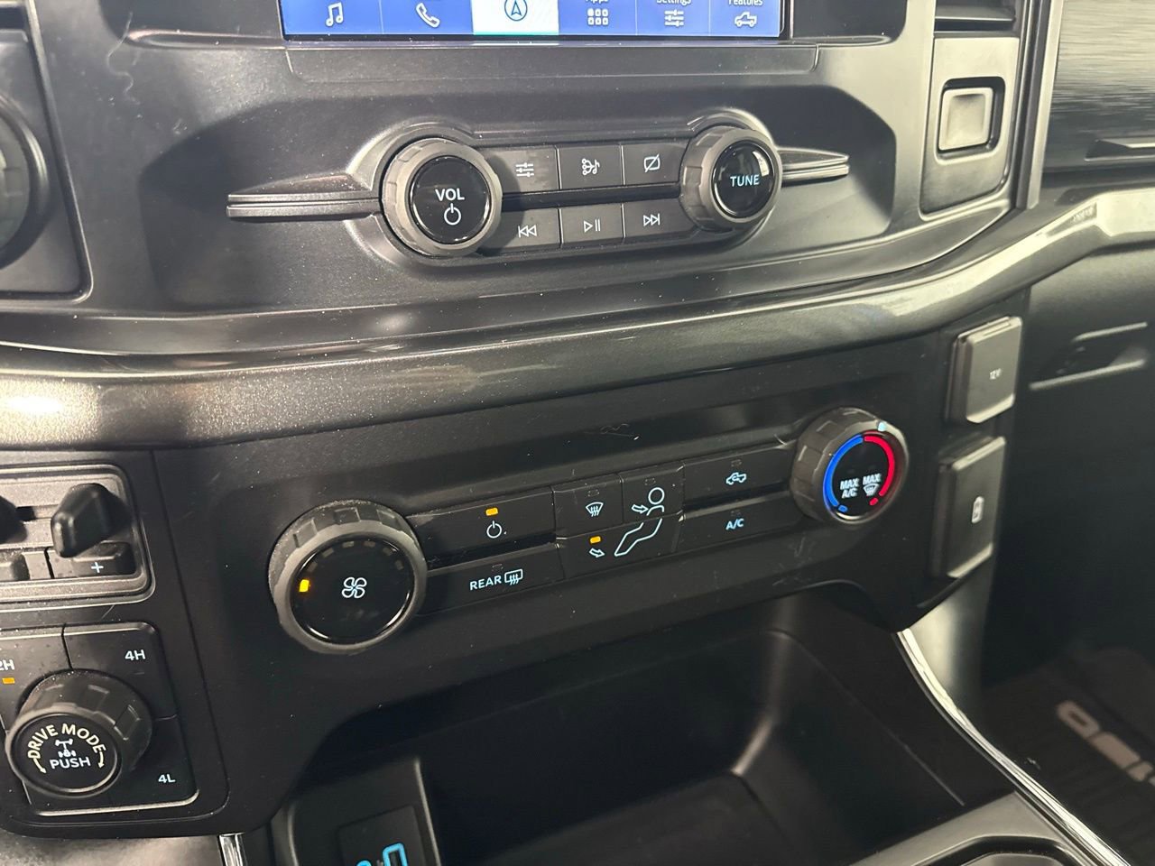 Used 2021 Ford F150 XL image 19