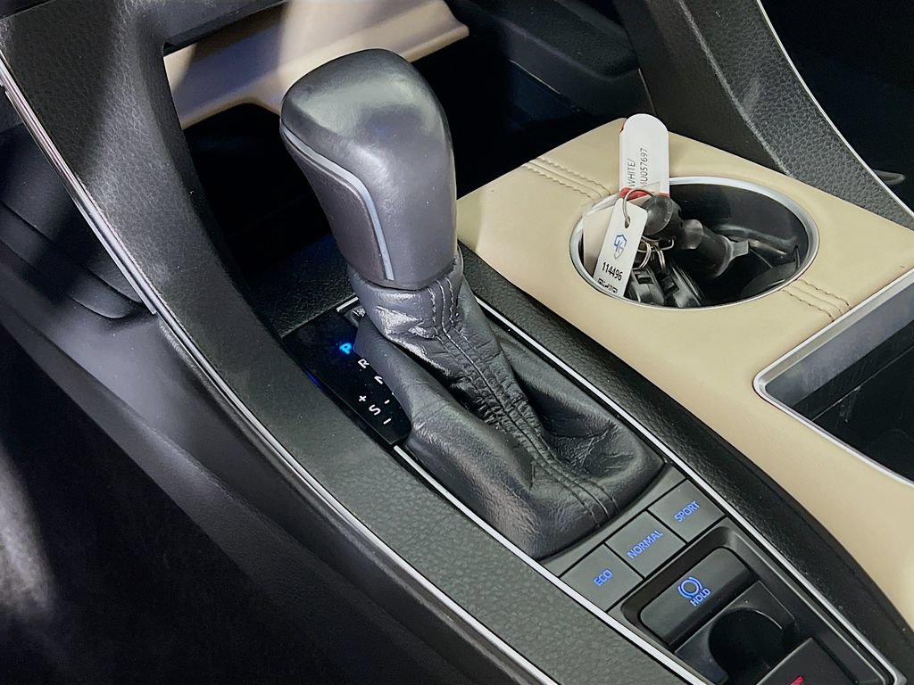 Certified 2021 Toyota Avalon XLE FWD image 15