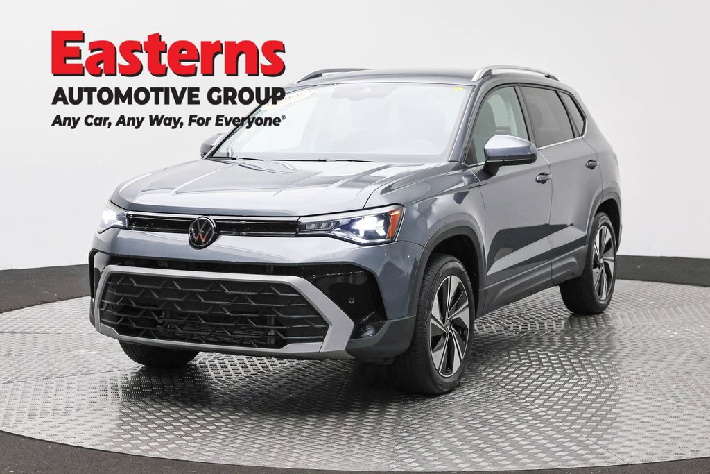 Used 2025 Volkswagen Taos SE