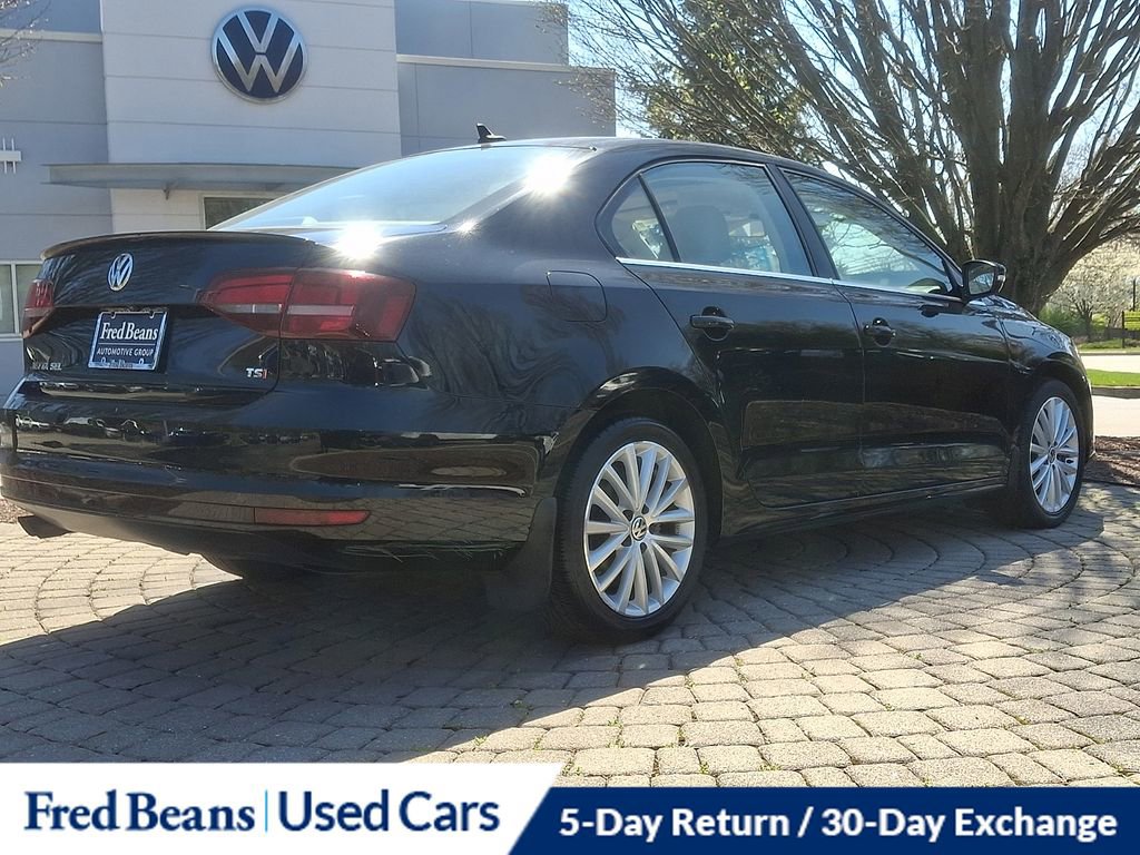 Used 2016 Volkswagen Jetta SEL FWD image 6