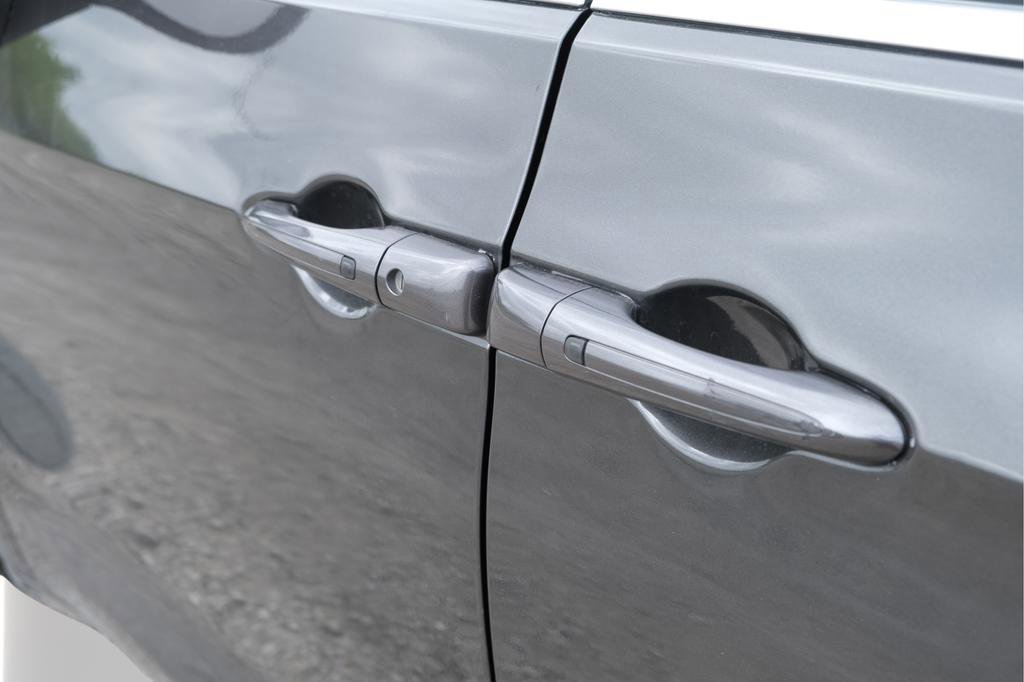 Used 2023 Chrysler Pacifica Touring-L FWD image 10