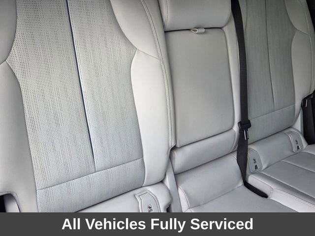 Used 2023 Cadillac Lyriq 2WD image 19