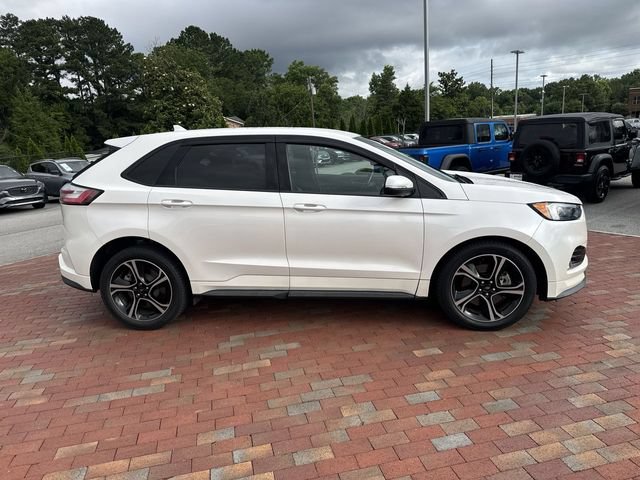 Used 2019 Ford Edge ST w/ Cold Weather Package AWD/4WD image 16