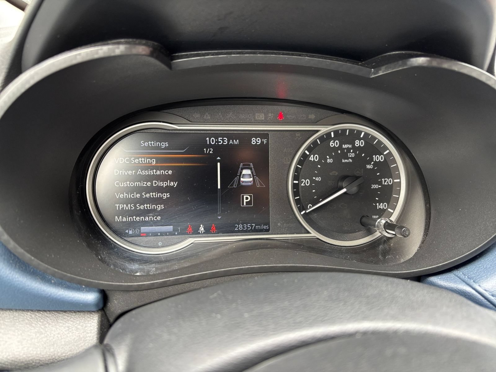 Used 2025 Nissan Versa SV FWD image 38