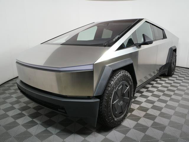 Used 2025 Tesla Cybertruck AWD Crew Cab image 5
