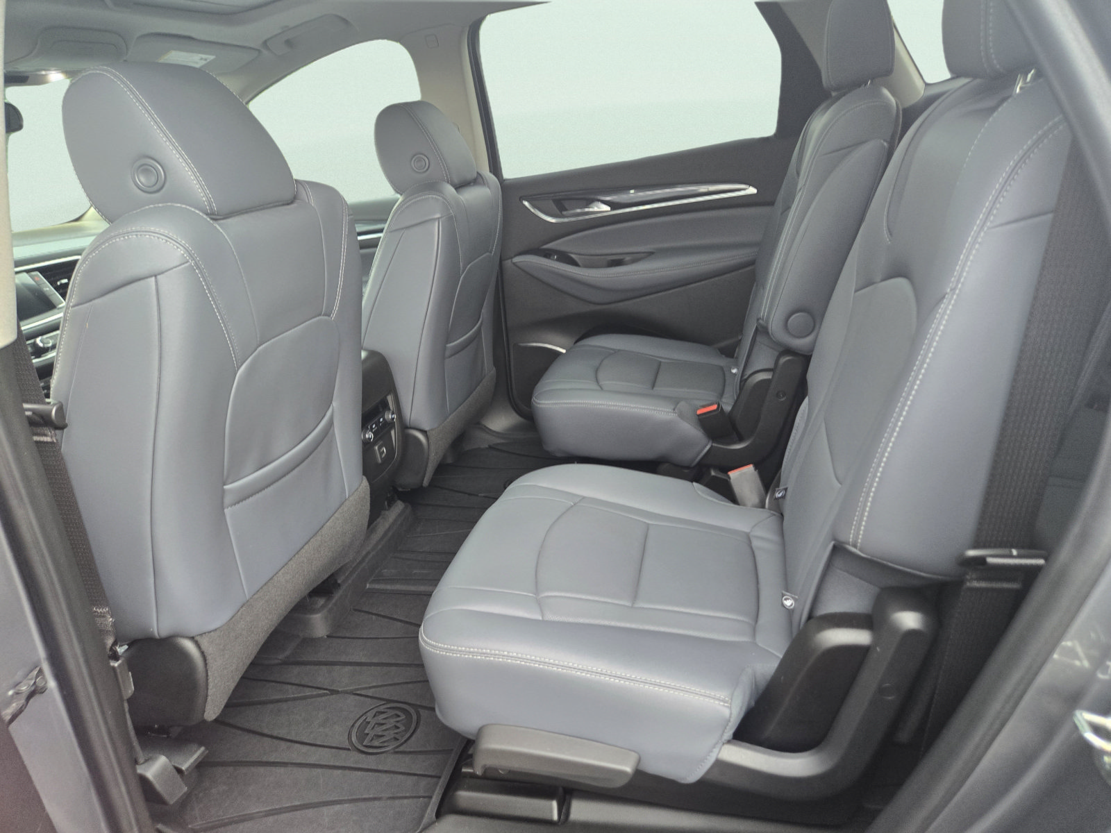 Used 2020 Buick Enclave Essence w/ Trailering Package, 5000 lbs. AWD/4WD image 11