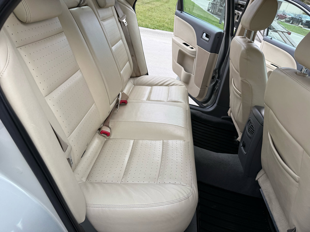 Used 2008 Mercury Sable Premier image 23