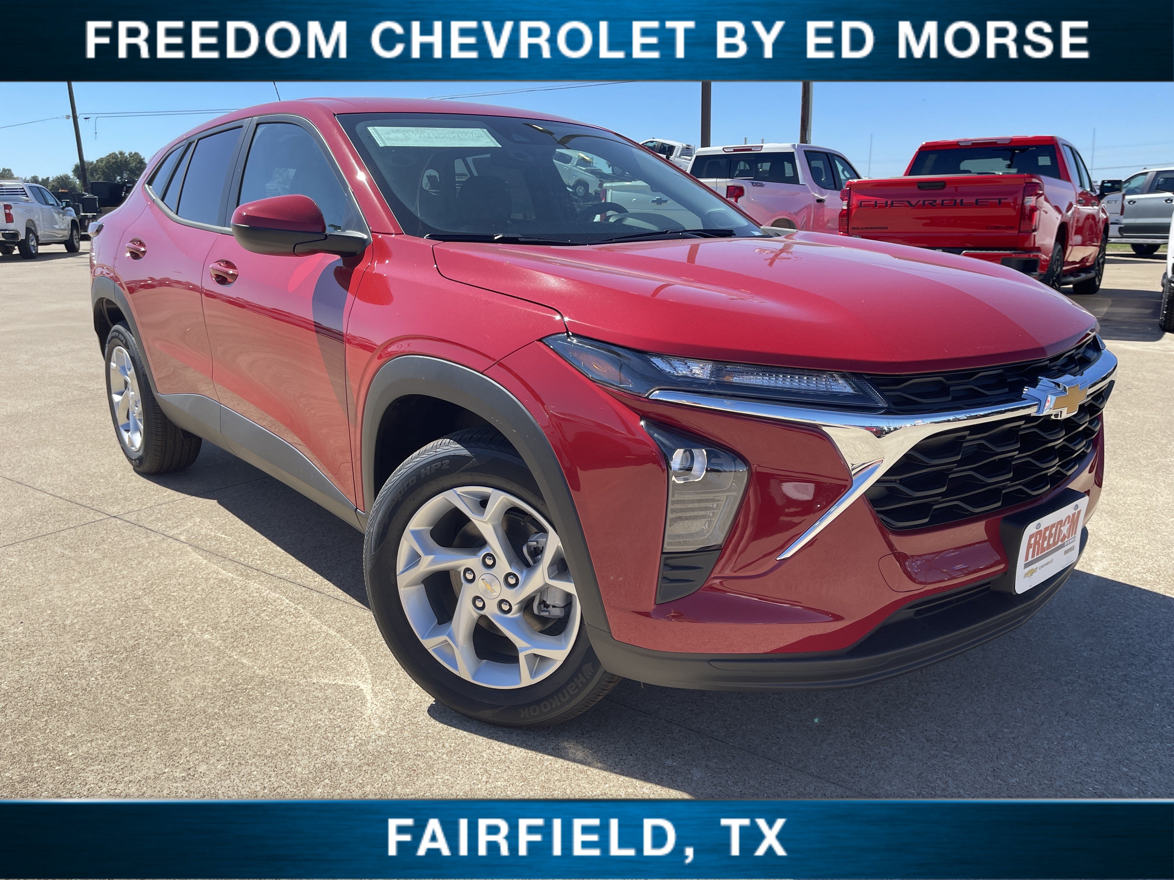 New 2026 Chevrolet Trax LS w/ LS Convenience Package FWD image 1