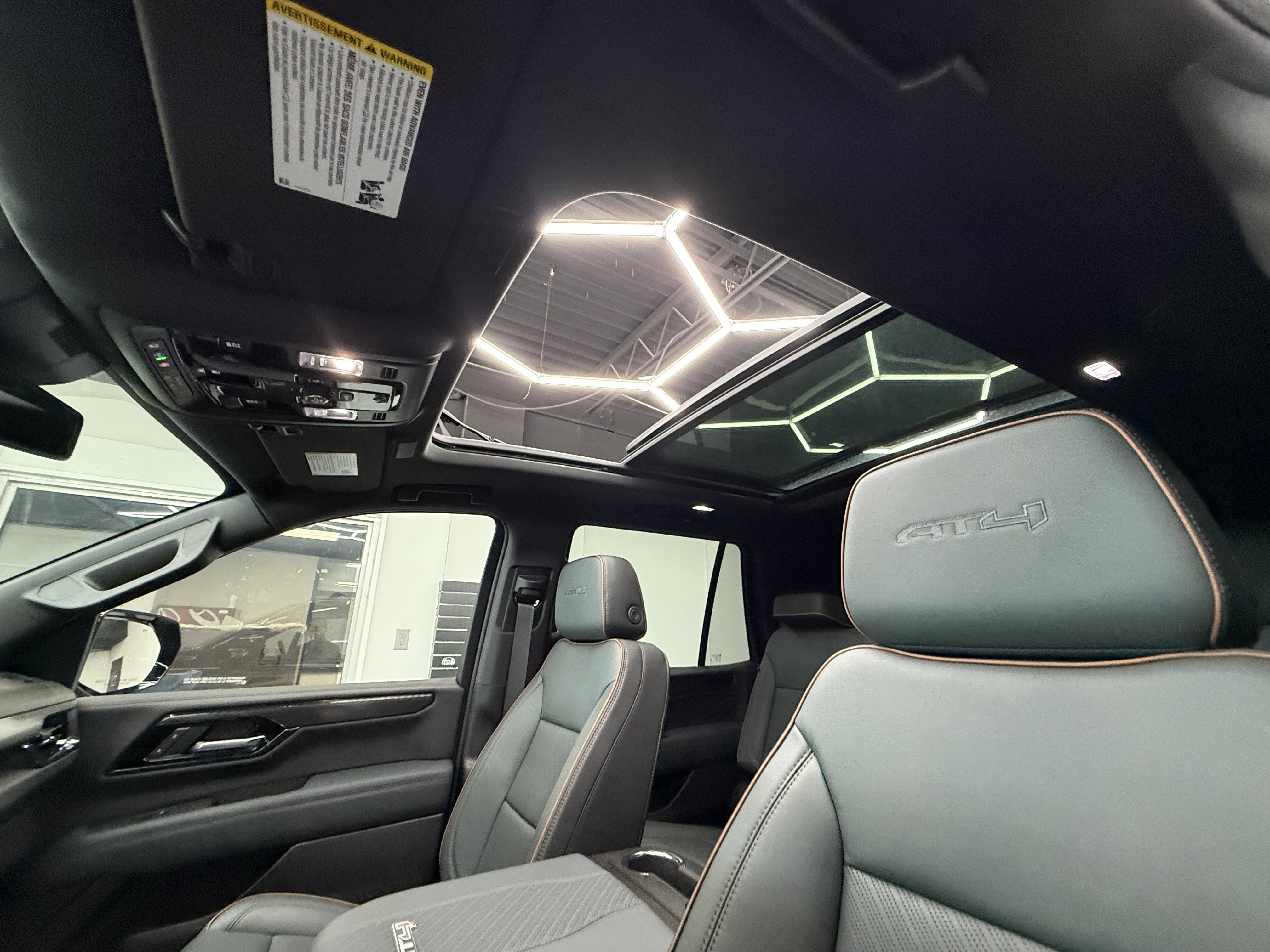 Used 2026 GMC Yukon AT4 image 13