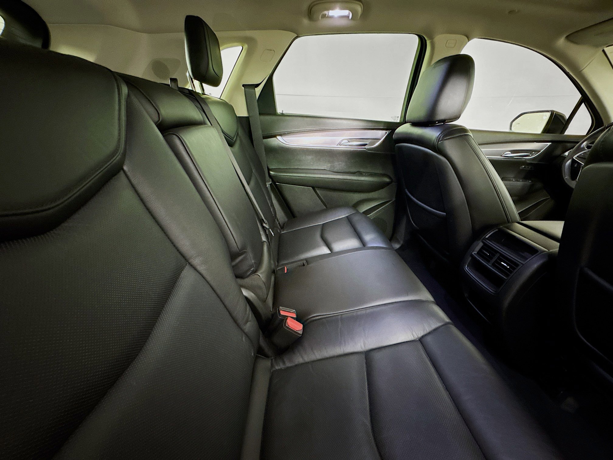 Used 2017 Cadillac XT5 Luxury image 26