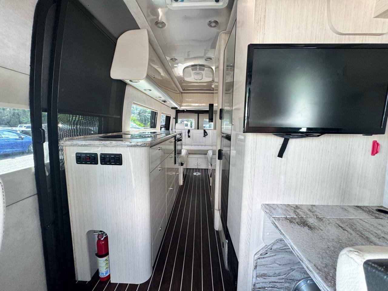 Used 2015 Mercedes-Benz Sprinter 3500 image 55