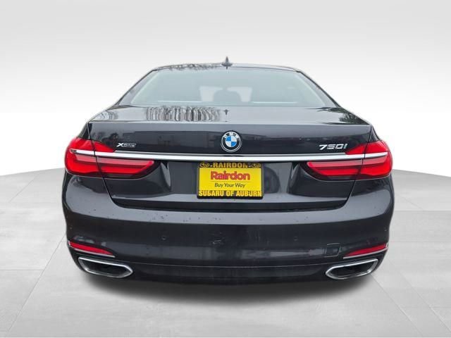 Used 2016 BMW 750i xDrive image 8