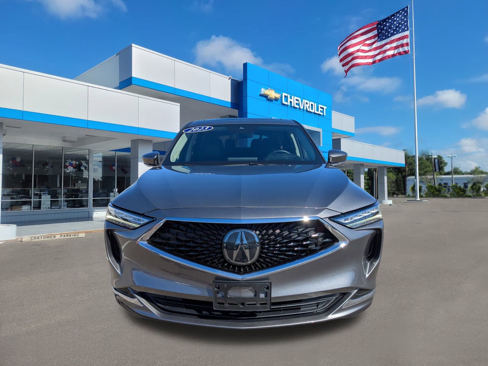 Used 2023 Acura MDX SH-AWD image 2