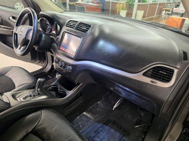 Used 2018 Dodge Journey Crossroad FWD image 24