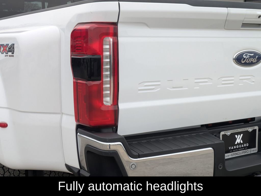 Used 2024 Ford F350 Lariat w/ FX4 Off-Road Package image 7