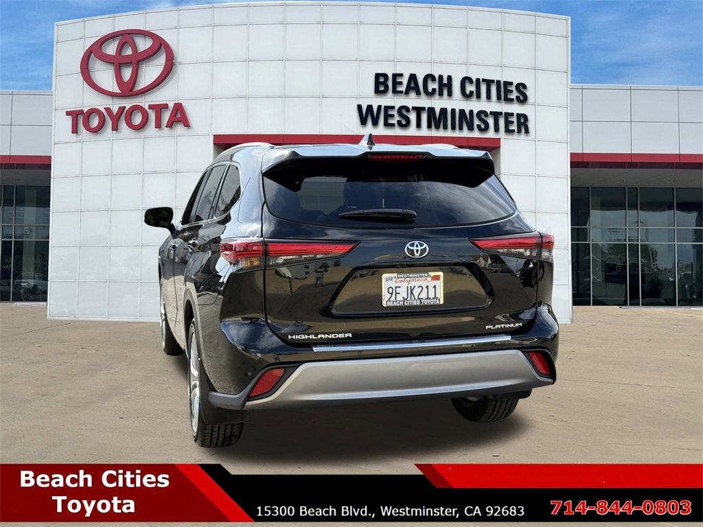 Used 2023 Toyota Highlander Platinum image 9