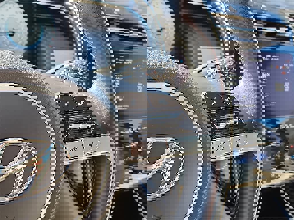 Used 2024 Hyundai Tucson Limited image 23