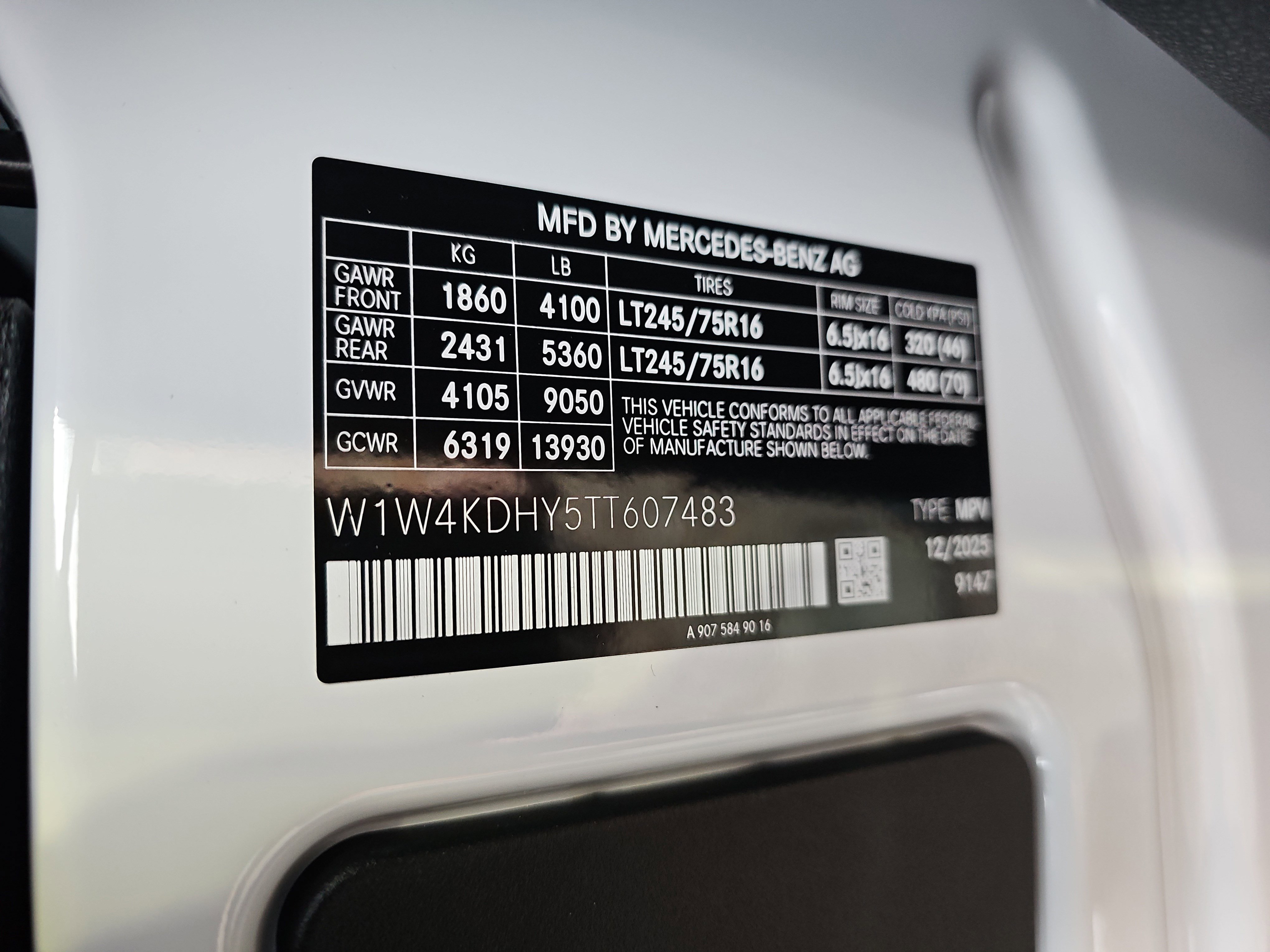 New 2026 Mercedes-Benz Sprinter 2500 image 38