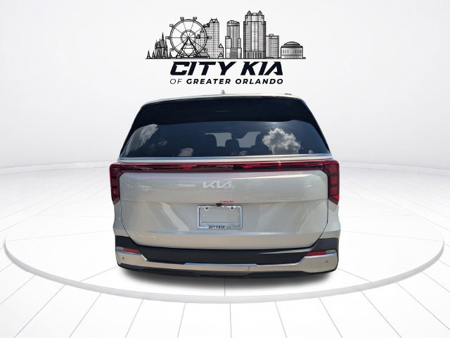 Certified 2026 Kia Carnival SX FWD image 5
