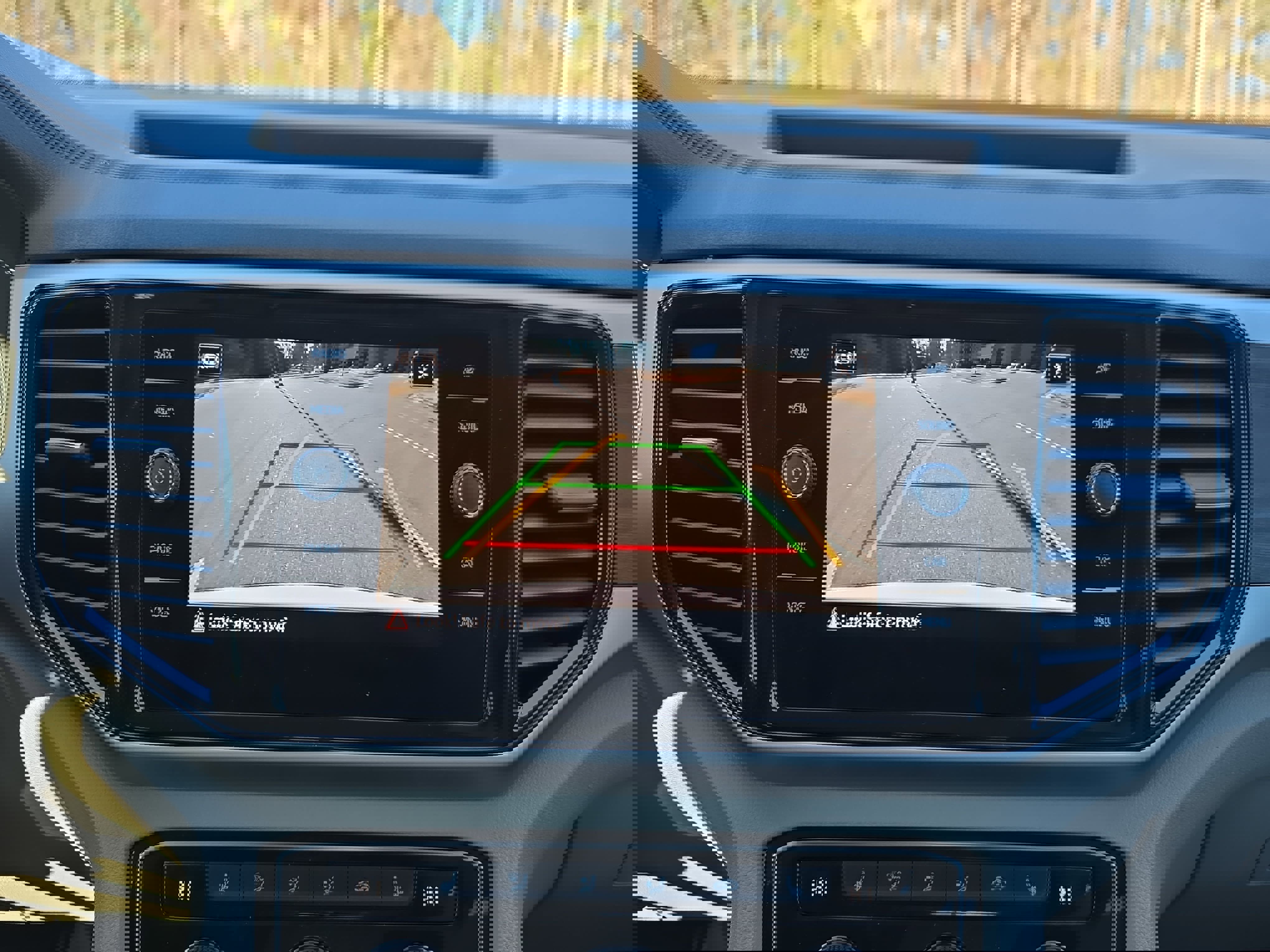 Used 2023 Volkswagen Atlas SE image 22