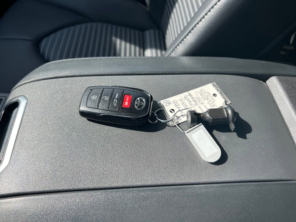 Certified 2024 Toyota Highlander XSE image 20