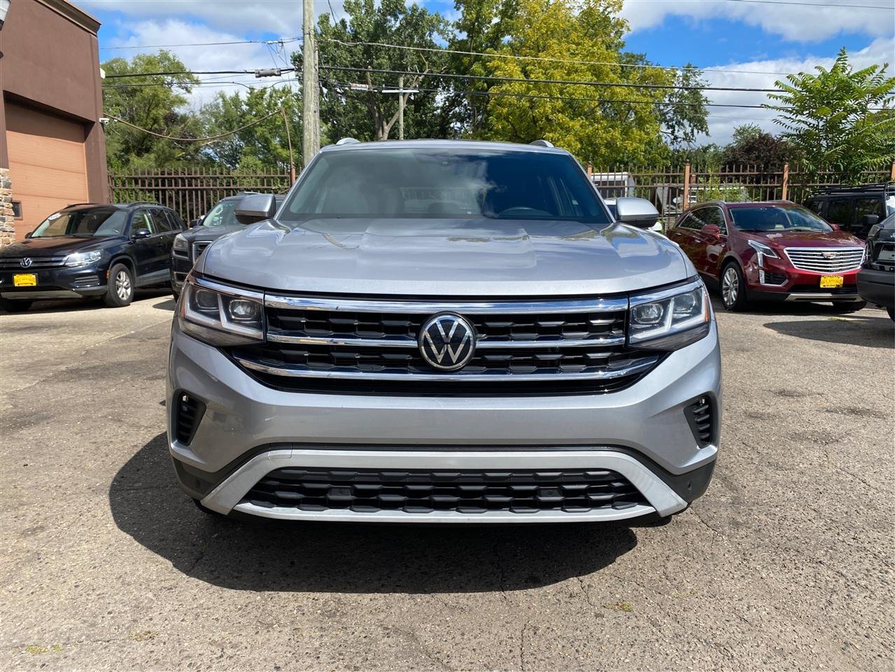 Used 2021 Volkswagen Atlas Cross Sport SE AWD/4WD image 13