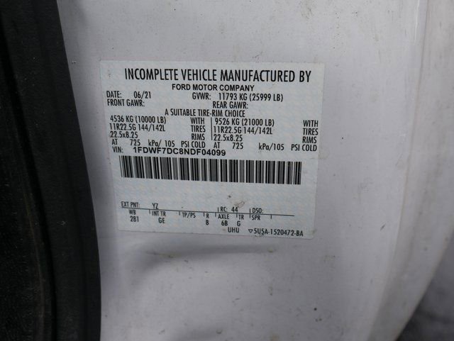 Used 2022 Ford F750 2WD Regular Cab Super Duty image 22