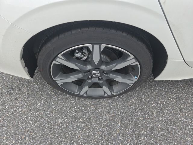 Used 2025 Honda Civic Sport Touring image 11